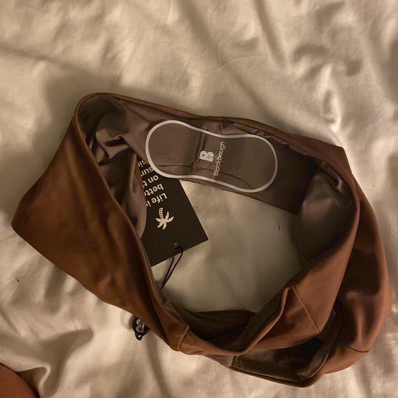 Blackbough Swim set in Cocoa - Picture 4 of 5